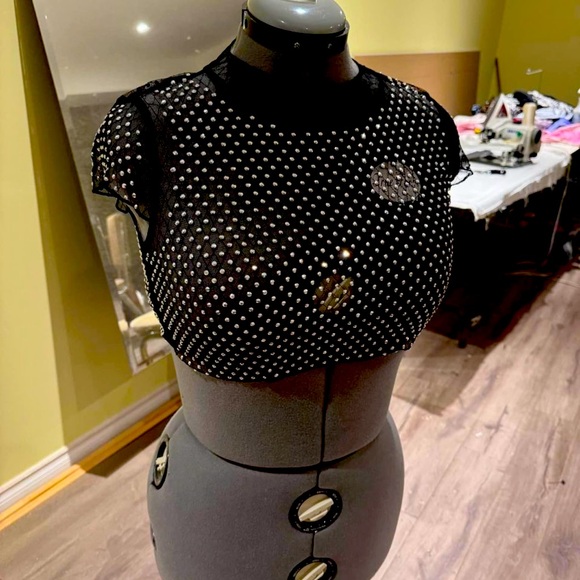 New super sparkly top - Picture 4 of 5